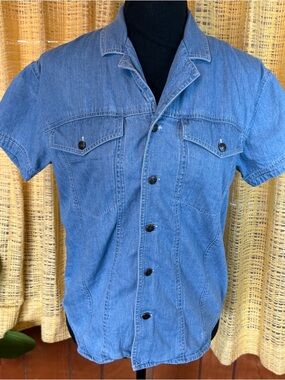 Vintage 90s short-sleeved denim shirt Small Y2K